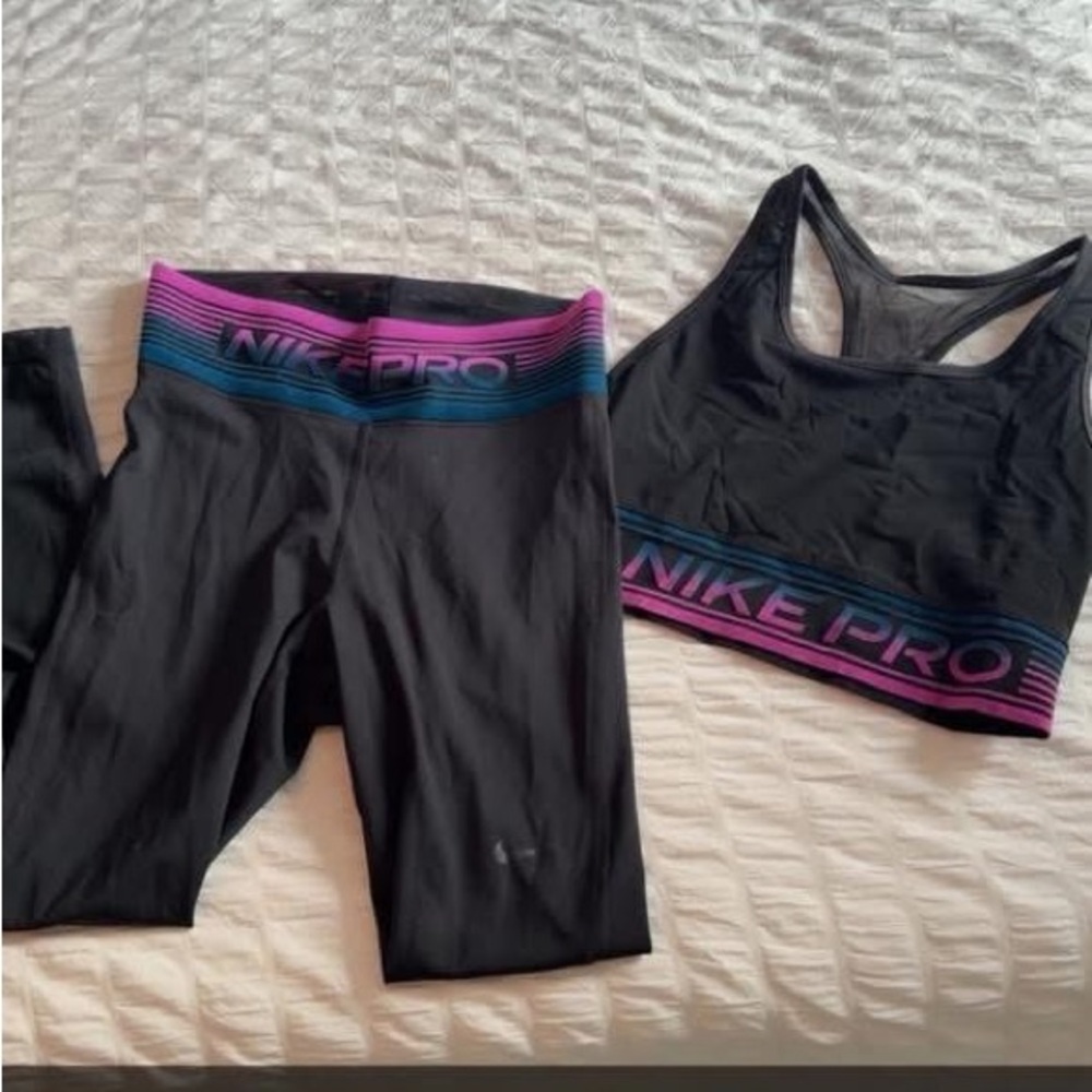 Nike Black and Pink Pro Set